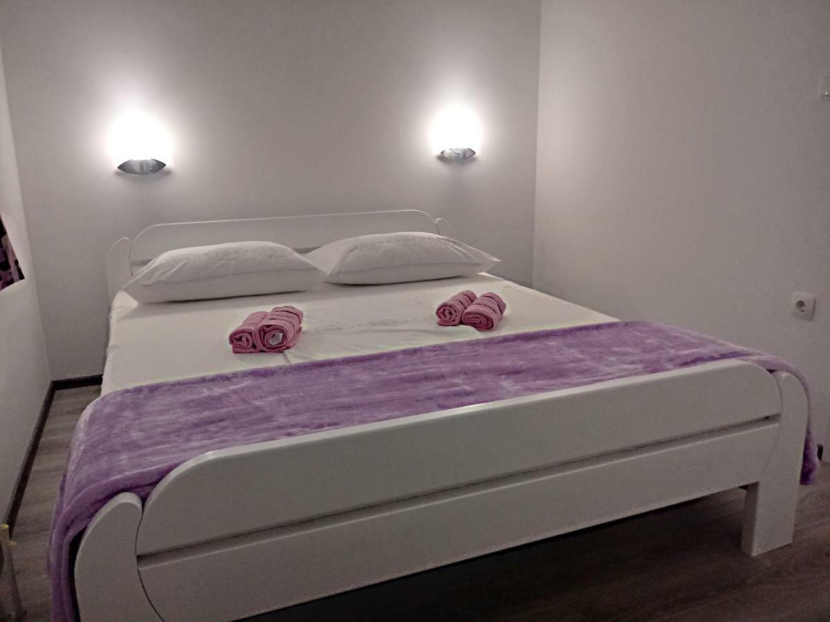 Apartmani Marijana Sibenik Exterior photo